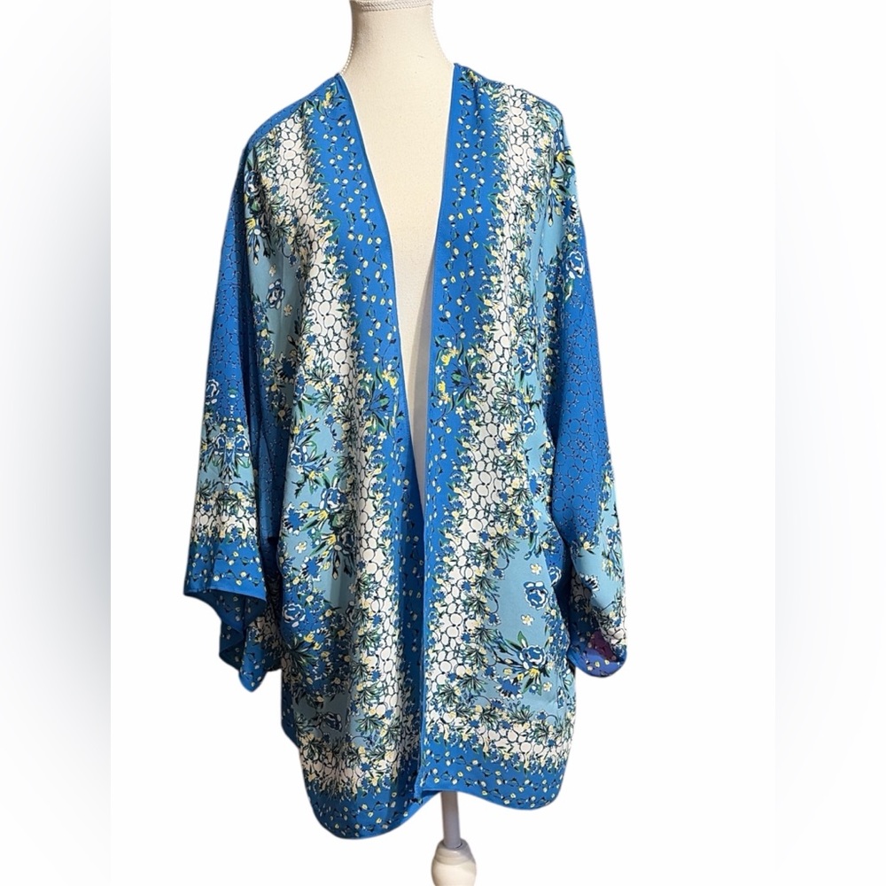 Max Studio Blue Floral Kimono Jacket